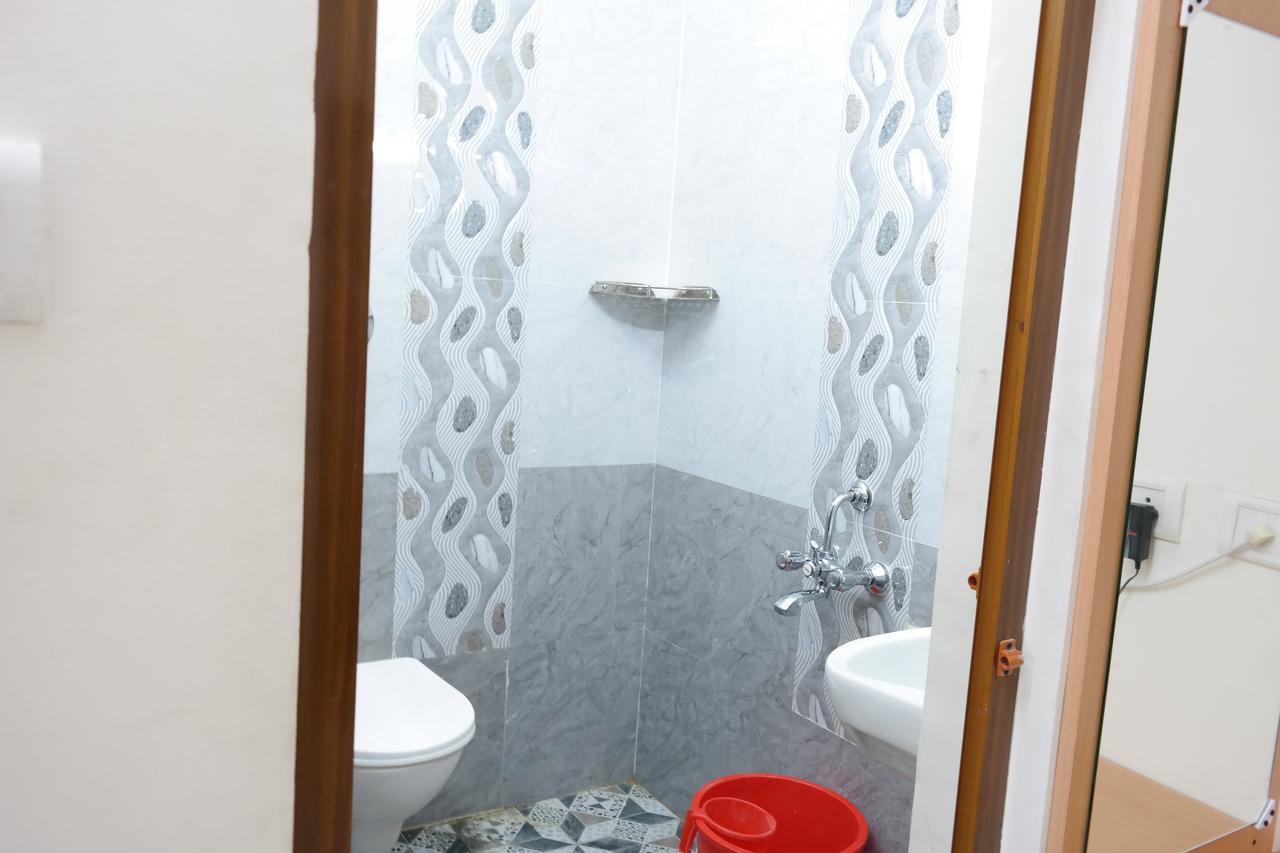 Sakthi Guest House Pondicherry Exterior photo